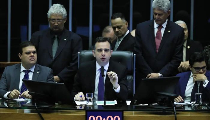 Dino e Gonet devem ser sabatinados na terceira semana de dezembro